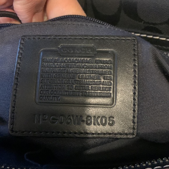 8K05 Hampton Signature Purse black canvas satchel - Picture 4 of 7